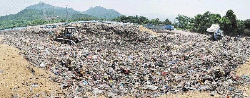垃圾填埋场消泡剂应用场景图
